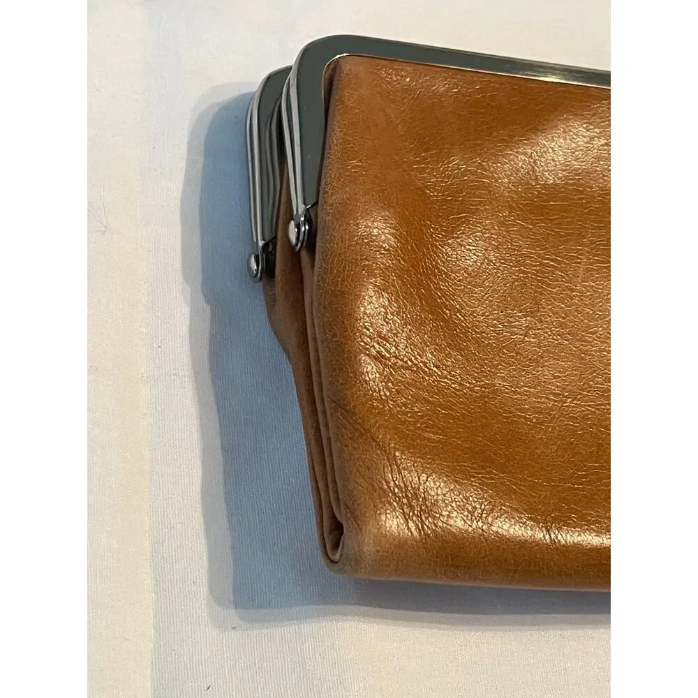 HOBO International Lauren Leather Double Kiss Locks Frame Clutch Wallet Vintage